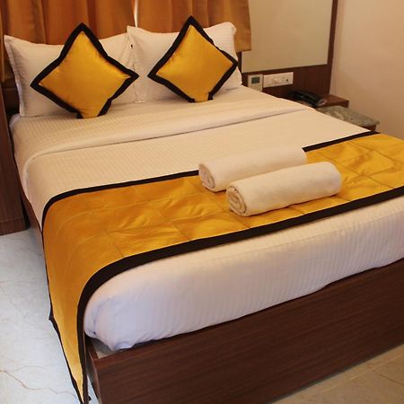Uj Pallazzio - Business Class Luxury Hotel Tiruvannamalai Ngoại thất bức ảnh