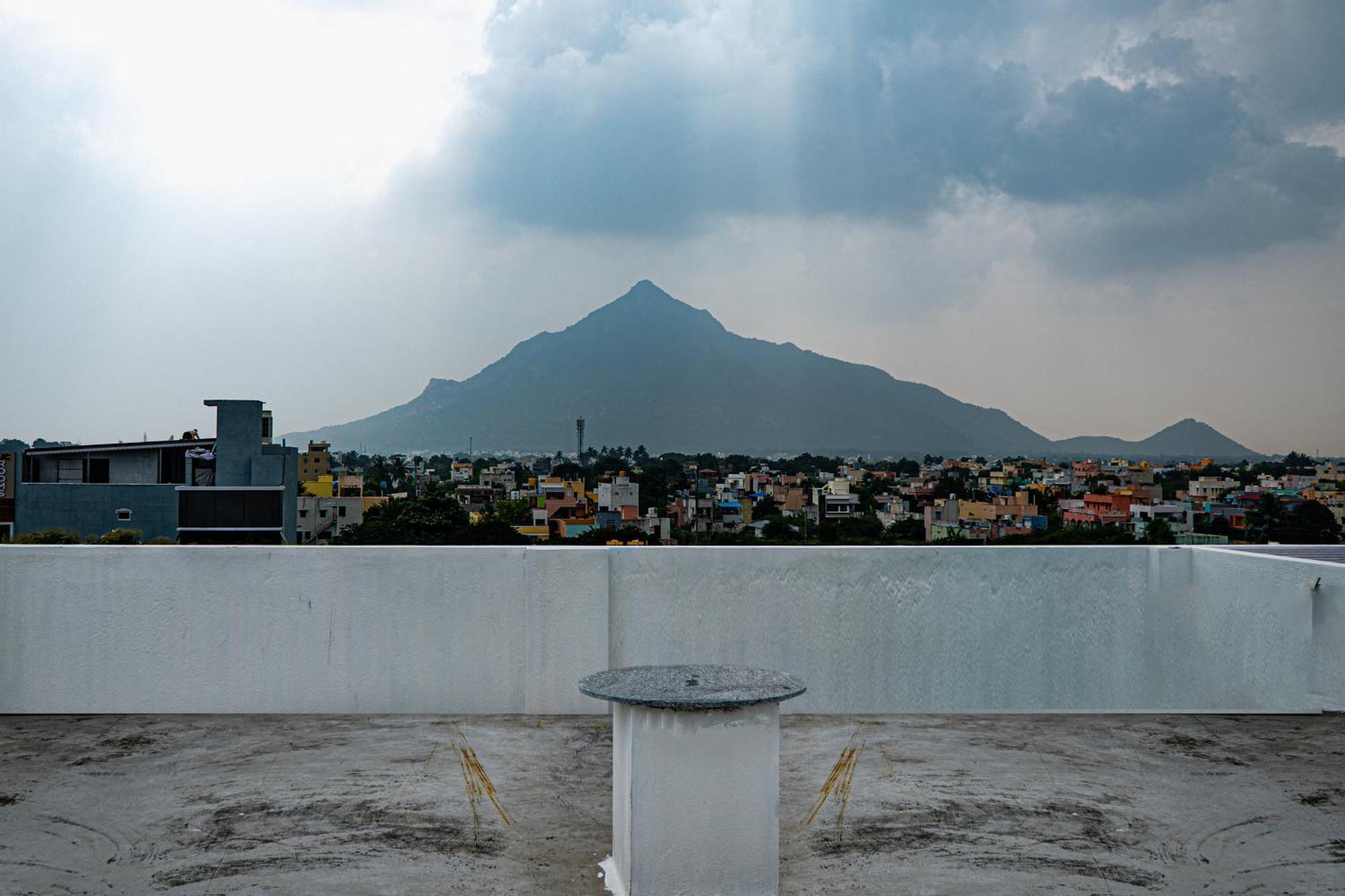 Uj Pallazzio - Business Class Luxury Hotel Tiruvannamalai Ngoại thất bức ảnh